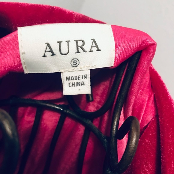 Ladies two piece pants suit. - Picture 2 of 8